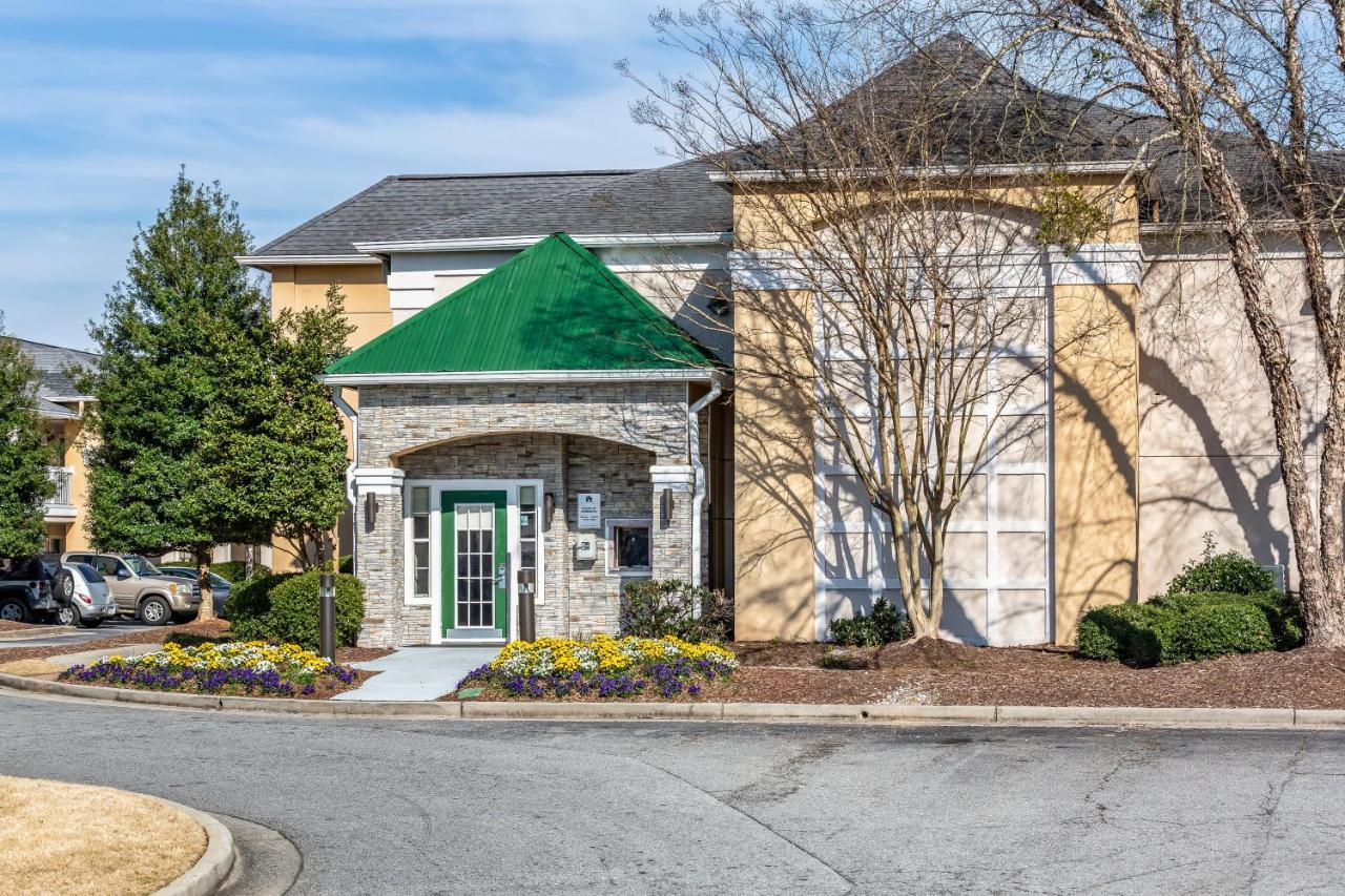 נורקרוס Hometowne Studios By Red Roof Atlanta Ne - Peachtree Corners מראה חיצוני תמונה