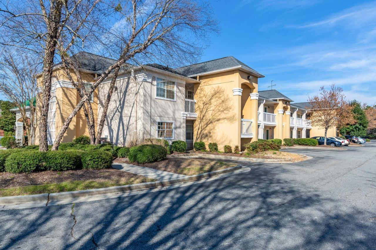 נורקרוס Hometowne Studios By Red Roof Atlanta Ne - Peachtree Corners מראה חיצוני תמונה